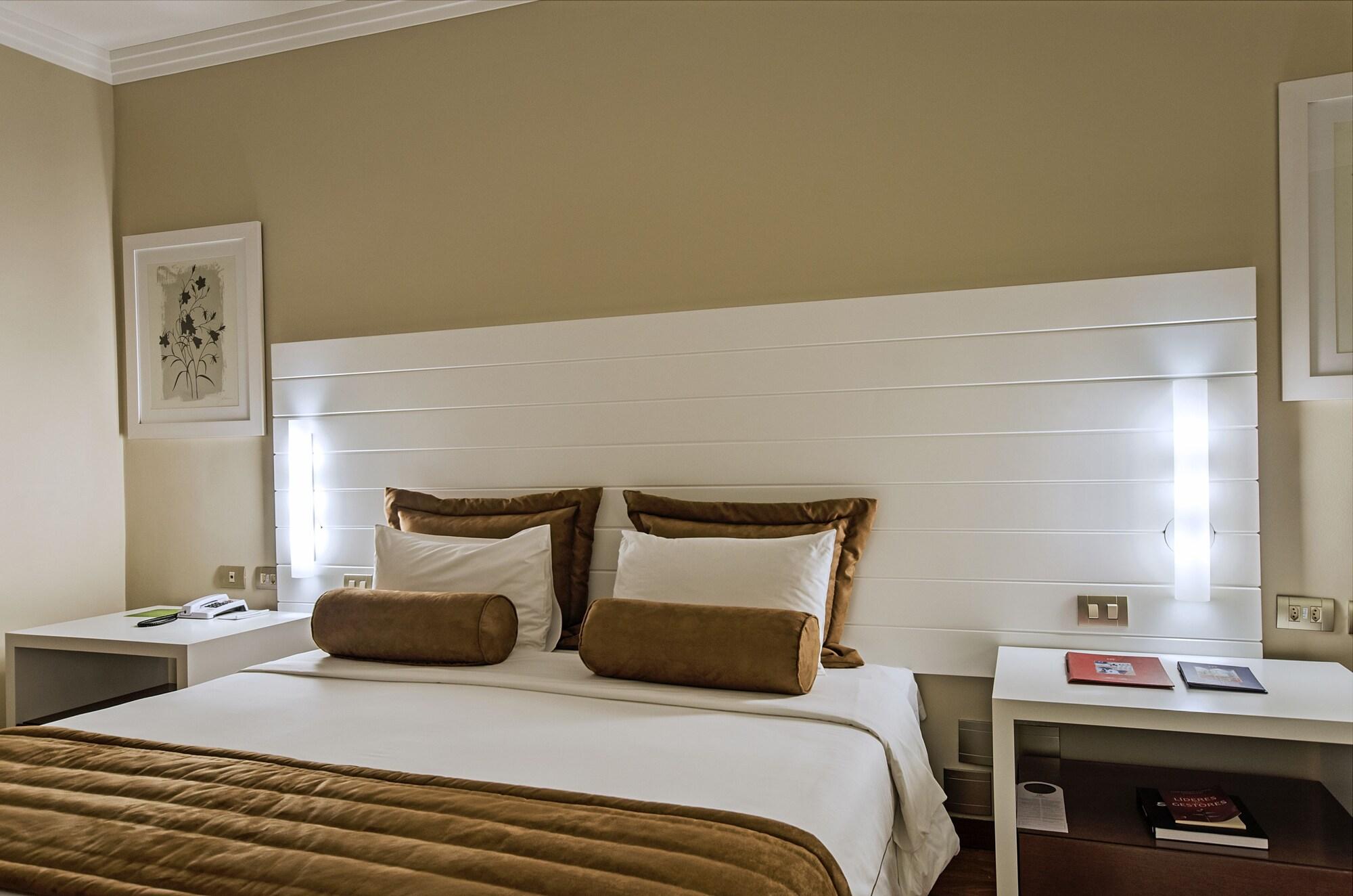 Hotel Transamerica São Paulo Ngoại thất bức ảnh A bedroom at the hotel
