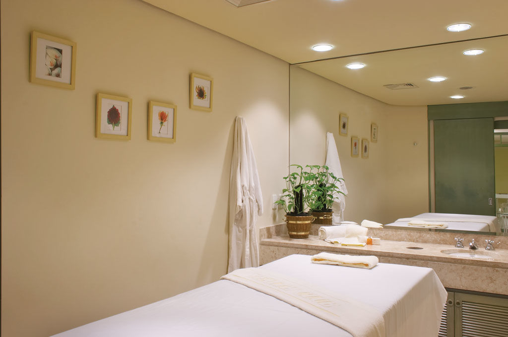 Hotel Transamerica São Paulo Ngoại thất bức ảnh A treatment room at the spa