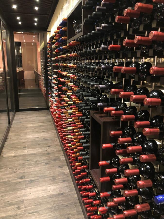 Hotel Transamerica São Paulo Ngoại thất bức ảnh Wine cellar at the restaurant